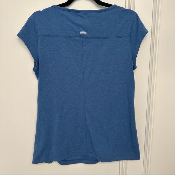 Columbia Women’s Size M Blue T-Shirt Short Sleeve Crewneck Workout Exercise Top - Picture 3 of 9